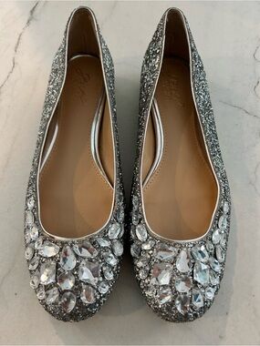 Badgley Mischka Silver Glitter Jeweled Flats